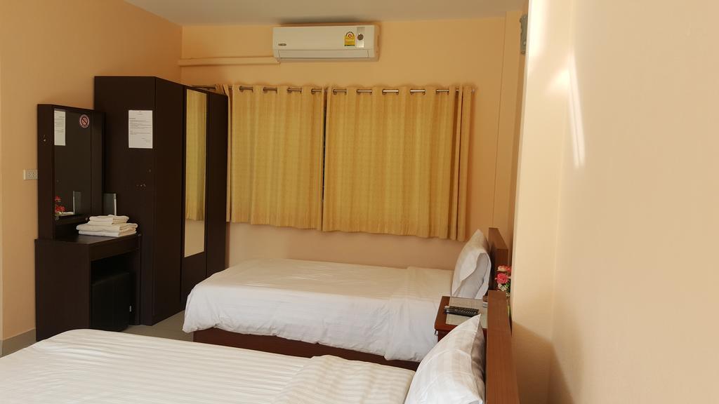Jirasin Hotel&Apartment Ranong Exterior foto