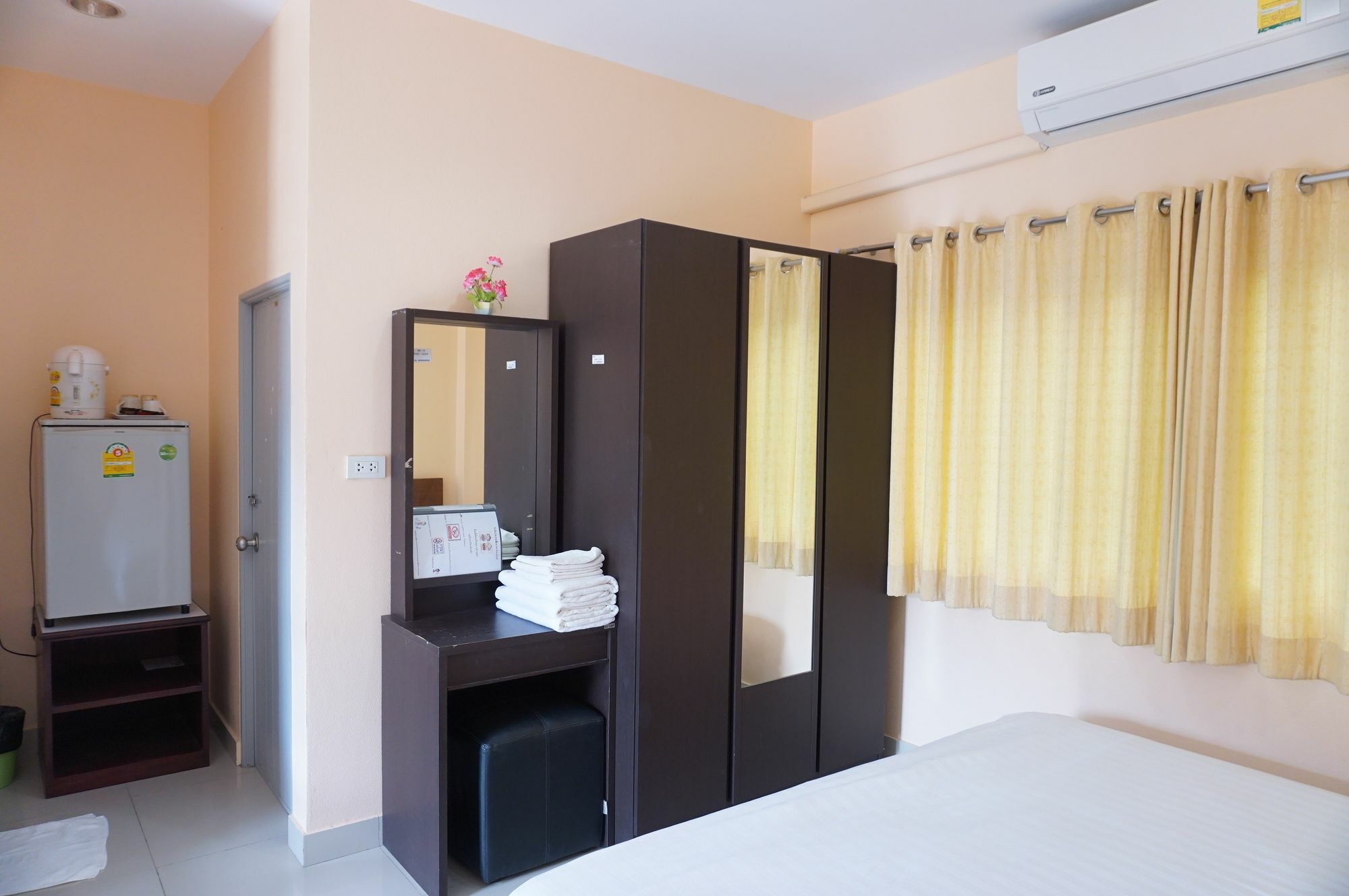 Jirasin Hotel&Apartment Ranong Exterior foto
