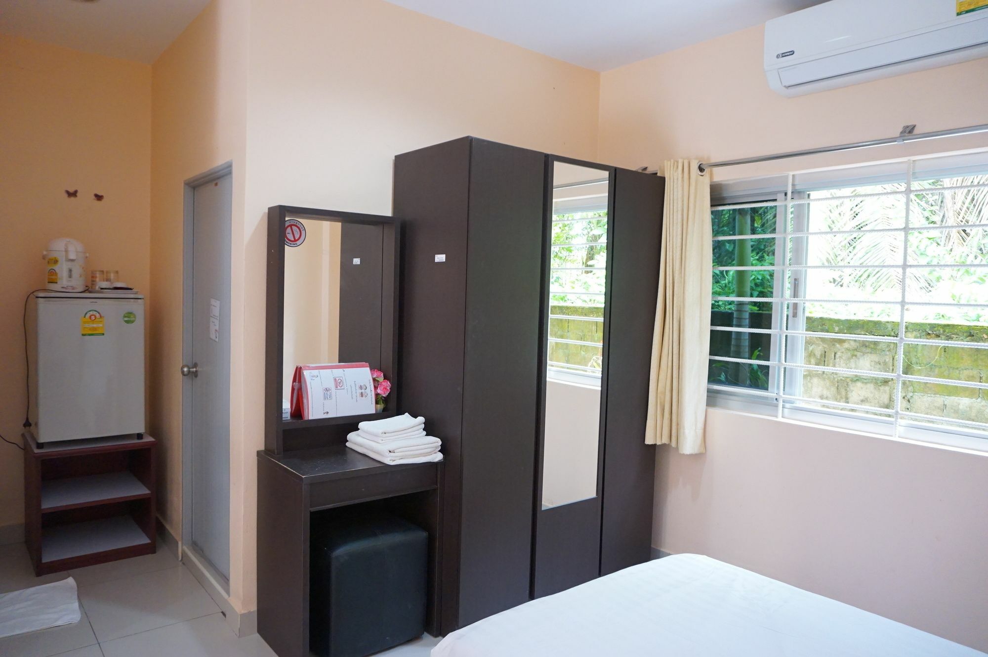 Jirasin Hotel&Apartment Ranong Exterior foto